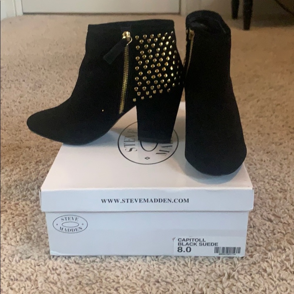 Steve Madden Black Suede Booties
